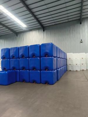 Medium liquid easy to handle bulk container 1000 L IBC chemical storage tank Blue plastic water storage tank